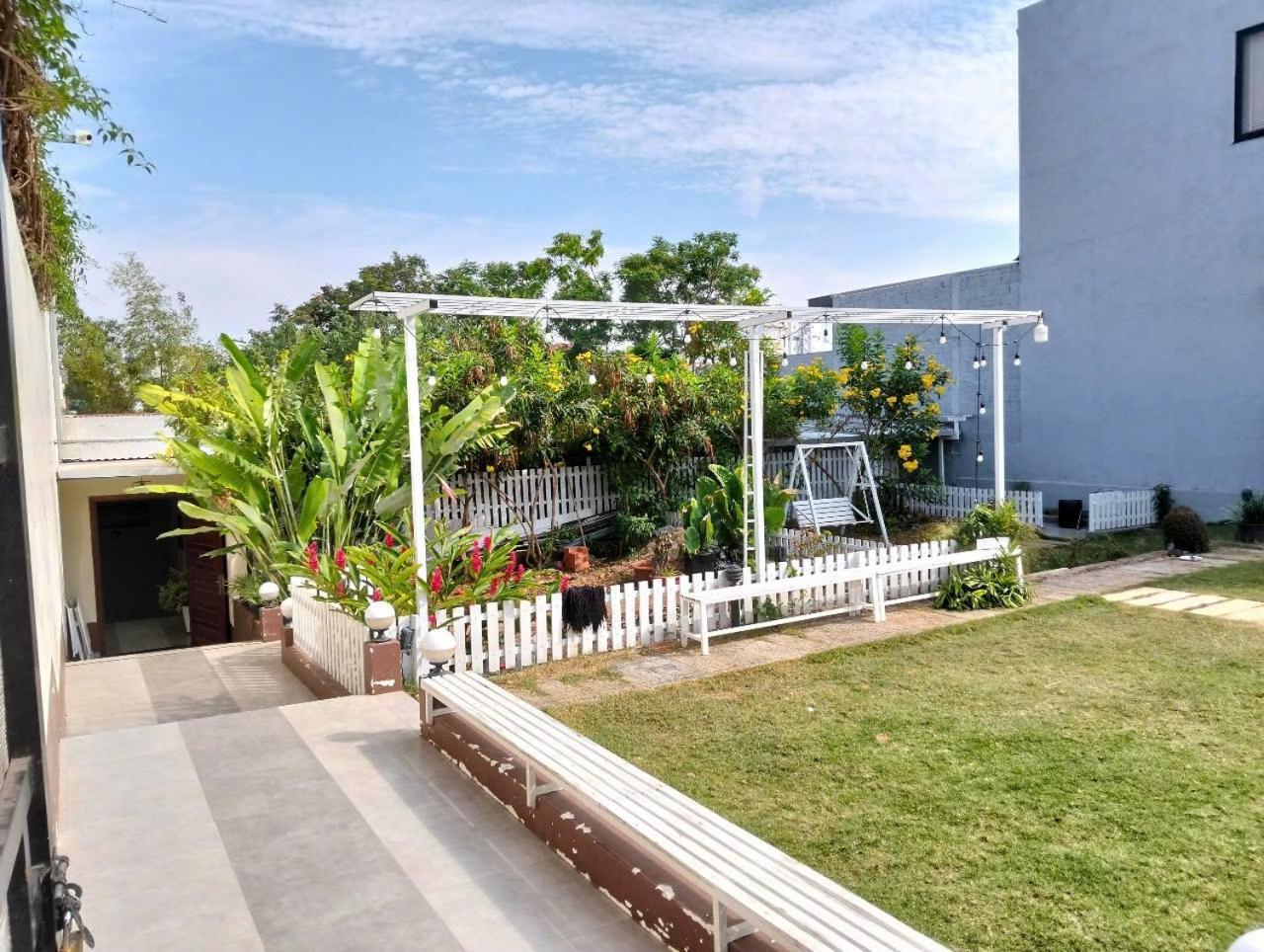 Doi Sao Homestay Buon Ma Thuot Exterior foto